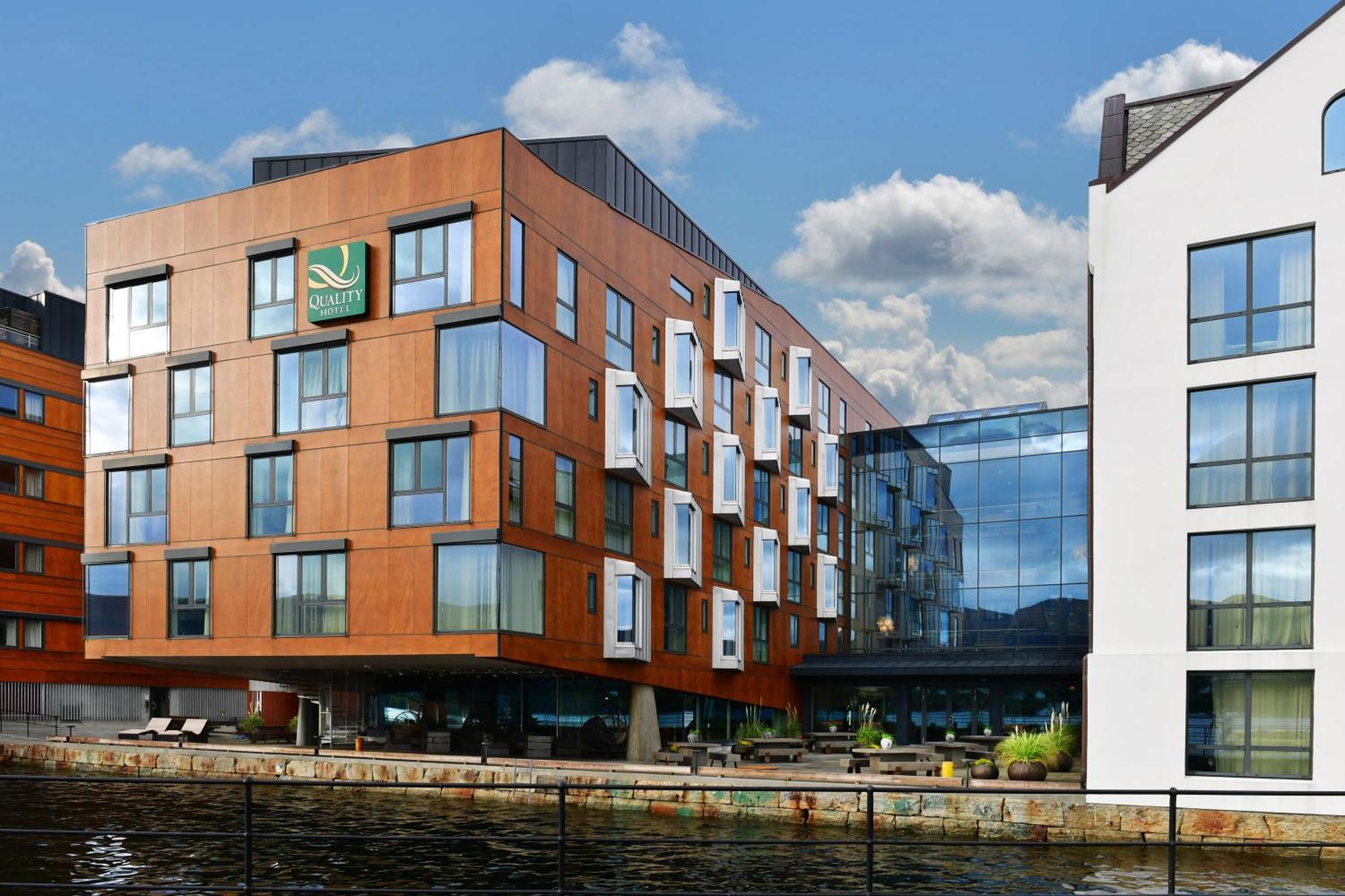 Quality Hotel Waterfront Alesund Exterior photo