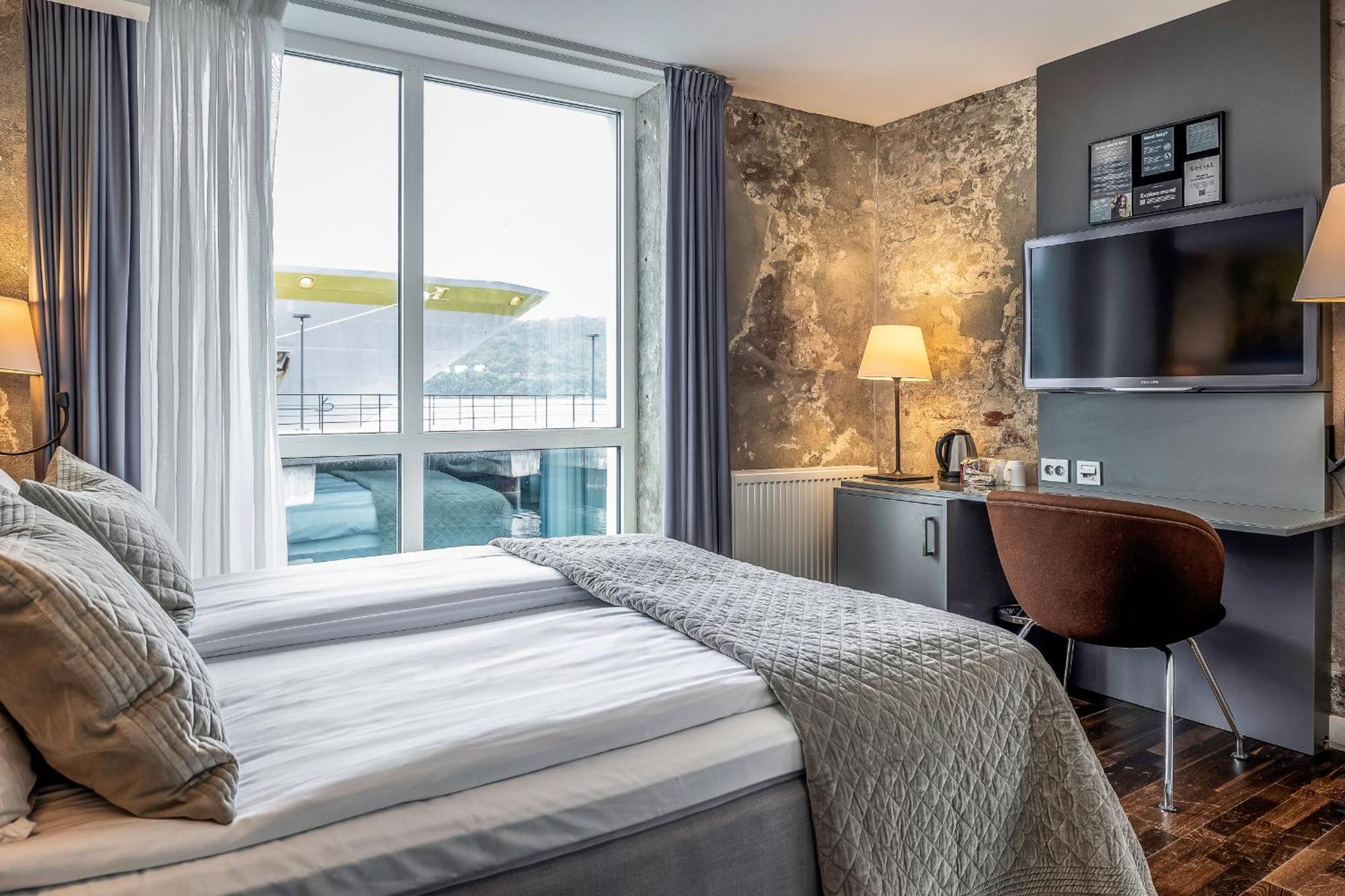 Quality Hotel Waterfront Alesund Exterior photo